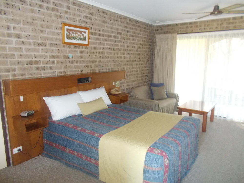 Idlewilde Town & Country Motor Inn Pambula Exterior foto
